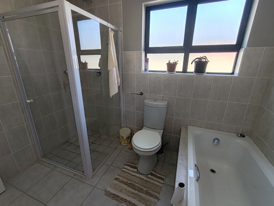 2 Bedroom Property for Sale in Van Der Hoff Park North West